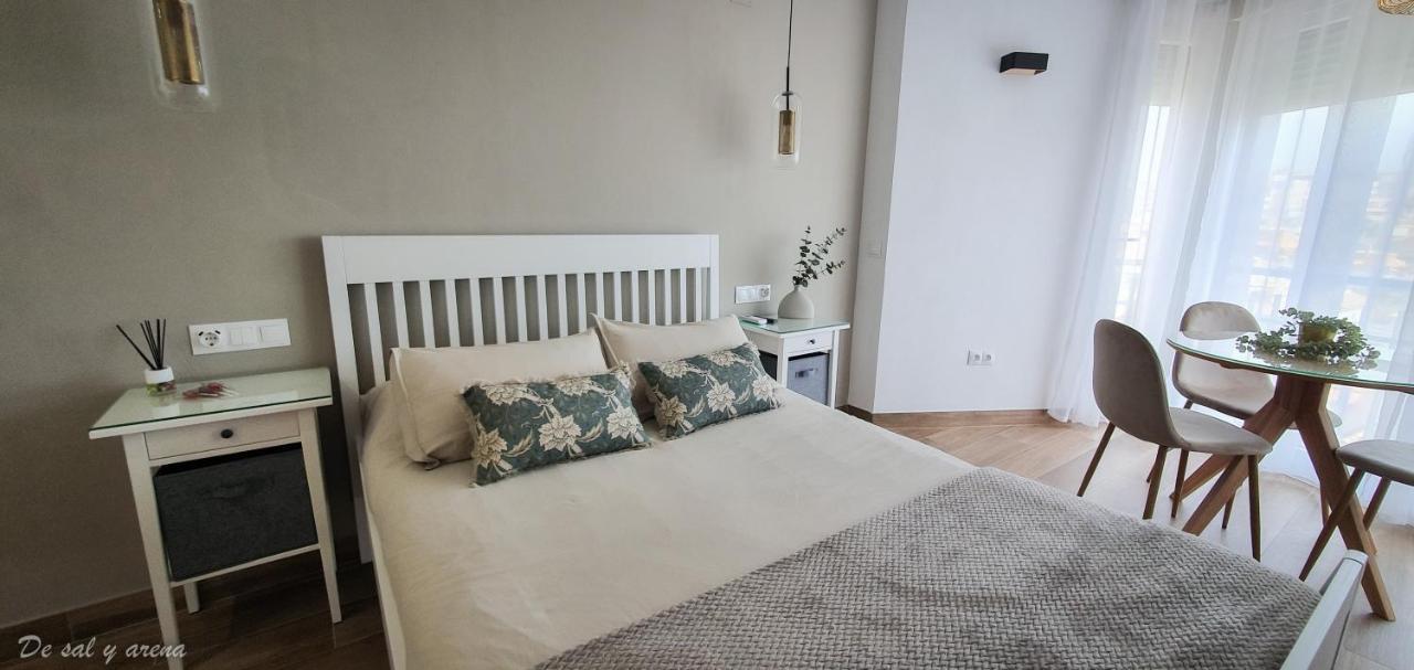 Elegante Estudio Frente A La Playa 贝纳尔马德纳 外观 照片